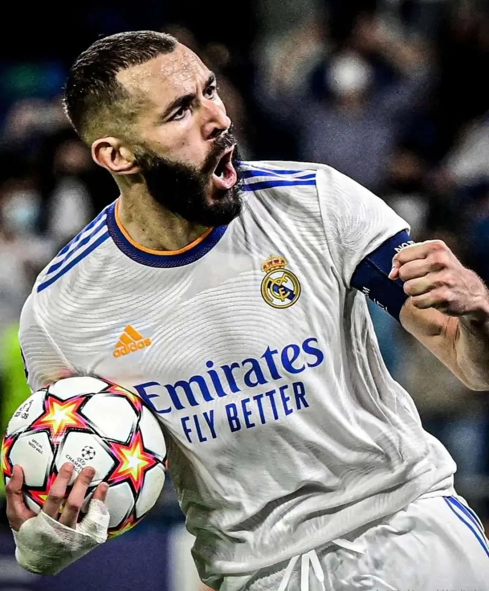 开云体育-哈兰德焦点对战，莱万多夫斯基与90激战西班牙队分钟，出色发挥胜负难料！-开云体育